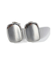 18k gold-plated stainless steel, Tarnish-free, Waterproof, Suitable for sensitive skin, silver earrings, retro earrings, vintage charm, classic earrings, beautiful earrings, timeless earrings, stud earrings, smooth curved earrings